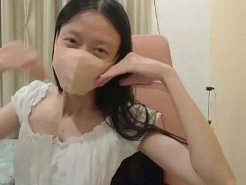 Lil-Cherries online show from 3, 2, 2026