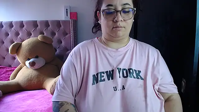 kattybbwbigboobs  online show from 19, 6, 2026