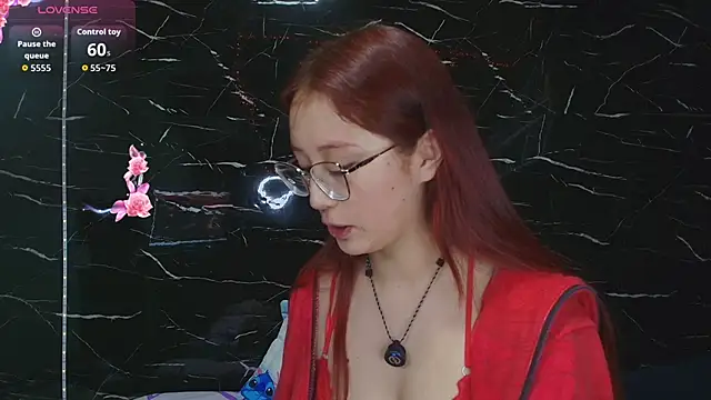 Snapshot of Morita_18_ chatting on 13, 11, 2025 Morita 18 online show from 13, 11, 2025