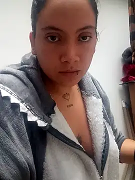 Snapshot of phoop_lilaa chatting on 13, 1, 2026 phoop lilaa online show from 13, 1, 2026