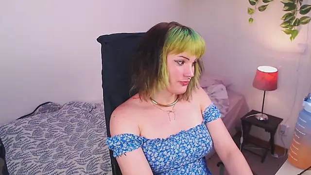 slutty violet online show from 3, 6, 2026