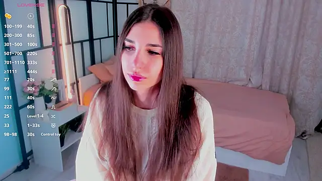 Snapshot of ShennaKoerper chatting on 2, 12, 2025 ShennaKoerper online show from 2, 12, 2025