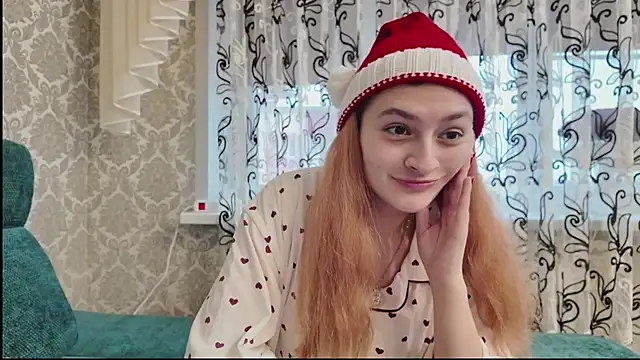 SweetLiaison online show from 3, 12, 2025