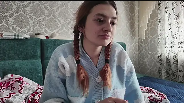 SweetLiaison online show from 9, 3, 2026