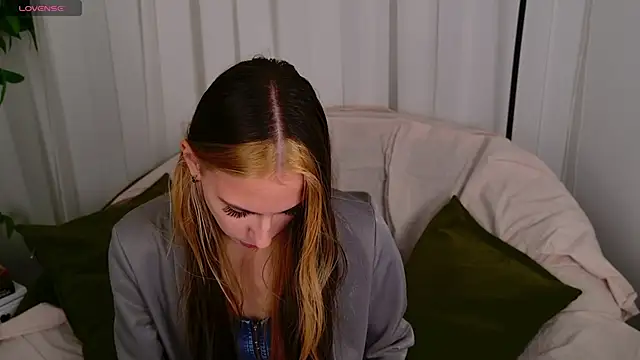 AriaBe11 online show from 29, 11, 2025