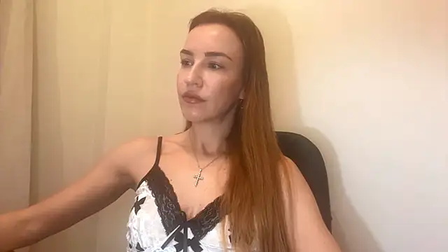 Snapshot of Nyxelia_ chatting on 5, 12, 2025 Nyxelia online show from 5, 12, 2025