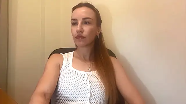 Snapshot of Nyxelia_ chatting on 16, 12, 2025 Nyxelia online show from 16, 12, 2025