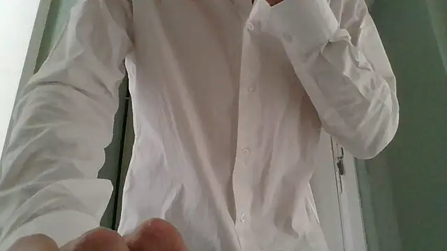 Snapshot of CuteDaddy92 chatting on 24, 11, 2025 CuteDaddy92 online show from 24, 11, 2025