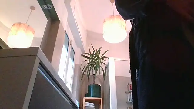 Snapshot of CuteDaddy92 chatting on 25, 11, 2025 CuteDaddy92 online show from 25, 11, 2025