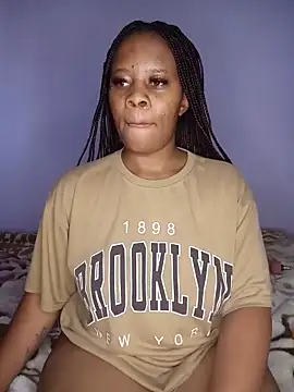 Snapshot of Emmylove-xr25 chatting on 8, 6, 2026 Emmylove-xr25 online show from 8, 6, 2026