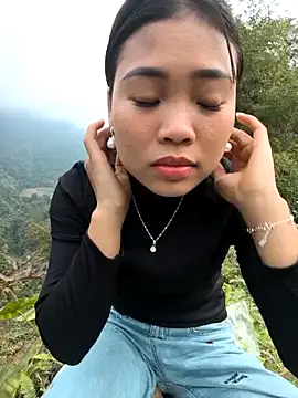 Lynly k2 online show from 13, 2, 2026