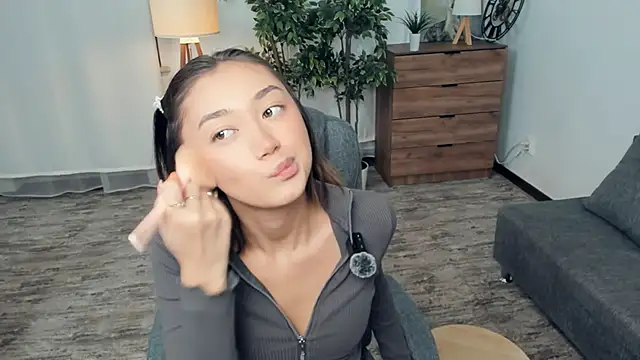 Snapshot of RyanGrandt chatting on 17, 11, 2025 RyanGrandt online show from 17, 11, 2025