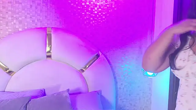 Snapshot of aria_sm chatting on 23, 12, 2025 aria sm online show from 23, 12, 2025