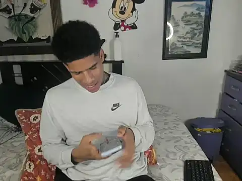 Snapshot of JUANBIGCOCK21CM chatting on 26, 11, 2025 JUANBIGCOCK21CM online show from 26, 11, 2025