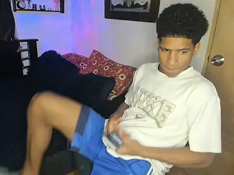 Snapshot of JUANBIGCOCK21CM chatting on 2, 12, 2025 JUANBIGCOCK21CM online show from 2, 12, 2025