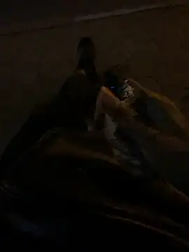 Snapshot of BOOOSBOOS chatting on 28, 11, 2025 BOOOSBOOS online show from 28, 11, 2025