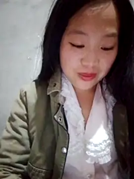 Snapshot of Yumiik2kk chatting on 27, 11, 2025 Yumiik2kk online show from 27, 11, 2025