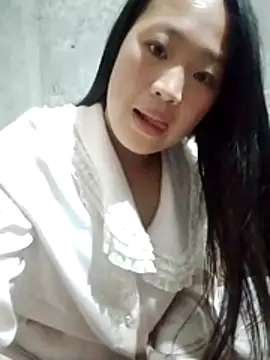 Snapshot of Yumiik2kk chatting on 14, 12, 2025 Yumiik2kk online show from 14, 12, 2025