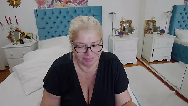 Snapshot of ByaStorm chatting on 13, 9, 2025 ByaStorm online show from 13, 9, 2025