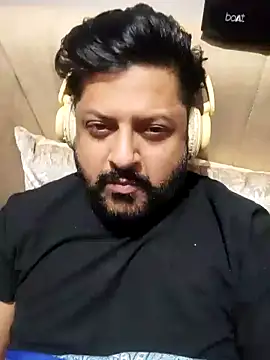 Snapshot of dishant_1686 chatting on 18, 11, 2025 dishant 1686 online show from 18, 11, 2025