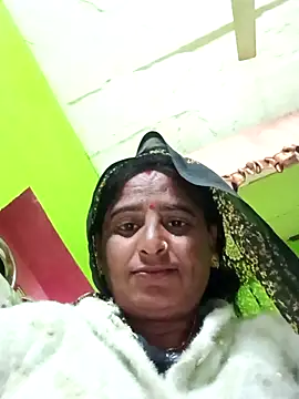 Snapshot of Quin_love143 chatting on 12, 11, 2025 Quin love143 online show from 12, 11, 2025