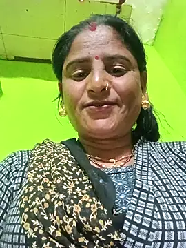 Snapshot of Quin_love143 chatting on 16, 11, 2025 Quin love143 online show from 16, 11, 2025