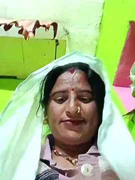 Snapshot of Quin_love143 chatting on 20, 11, 2025 Quin love143 online show from 20, 11, 2025