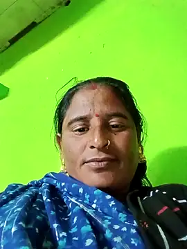 Snapshot of Quin_love143 chatting on 21, 11, 2025 Quin love143 online show from 21, 11, 2025