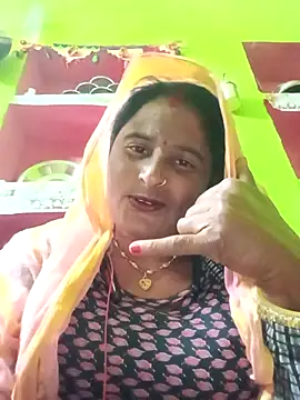 Snapshot of Quin_love143 chatting on 29, 11, 2025 Quin love143 online show from 29, 11, 2025