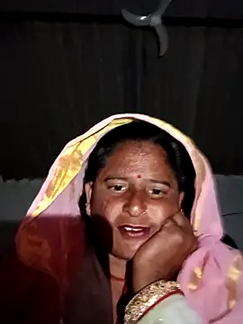 Snapshot of Quin_love143 chatting on 14, 12, 2025 Quin love143 online show from 14, 12, 2025