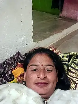 Snapshot of Quin_love143 chatting on 6, 1, 2026 Quin love143 online show from 6, 1, 2026