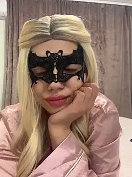 Snapshot of LilxSar chatting on 28, 11, 2025 LilxSar online show from 28, 11, 2025