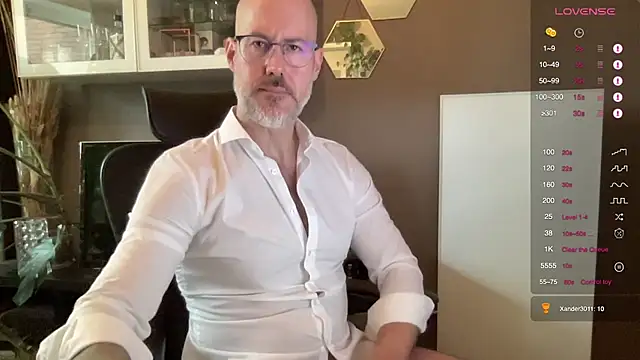 Snapshot of the_new_fit_rubinho chatting on 20, 11, 2025 the new fit rubinho online show from 20, 11, 2025