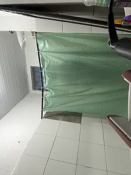 Snapshot of Manu_siil chatting on 8, 11, 2025 Manu siil online show from 8, 11, 2025