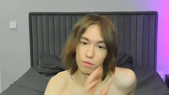 kr1sfemboy online show from 1, 2, 2026