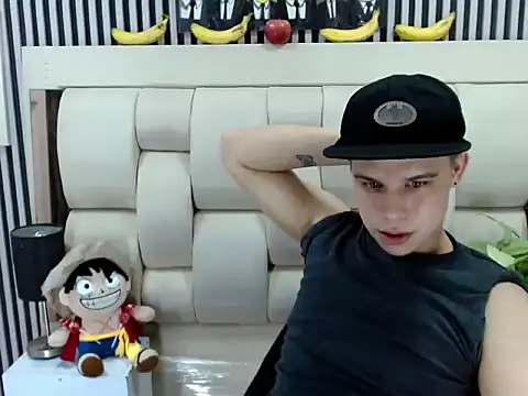 Liam York  online show from 21, 11, 2025