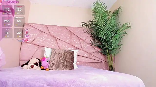  Naomi Fox  online show from 15, 1, 2026