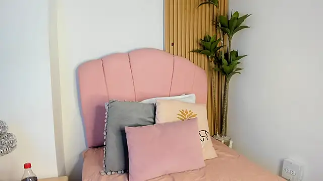 scarlett smith 3 online show from 16, 1, 2026