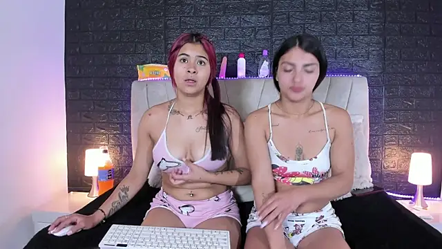 Snapshot of SEXXXXHORNY777 chatting on 10, 1, 2026 SEXXXXHORNY777 online show from 10, 1, 2026