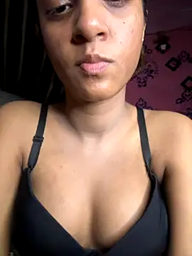 Snapshot of Your___Moonlight chatting on 30, 11, 2025 Your Moonlight online show from 30, 11, 2025