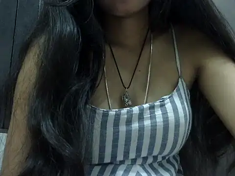 SEXY PRIYA83 online show from 1, 4, 2026