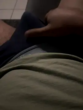 Snapshot of Chiludove chatting on 15, 12, 2025 Chiludove online show from 15, 12, 2025