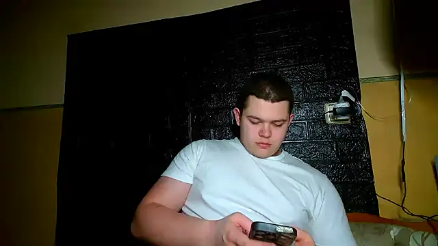 CuteButNaughty  online show from 4, 2, 2026