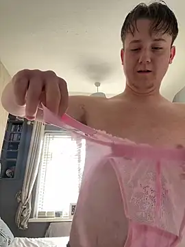 Snapshot of 8inchLiam chatting on 5, 3, 2026 8inchLiam online show from 5, 3, 2026