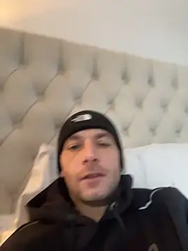 Kinkycouple142 online show from 17, 1, 2026