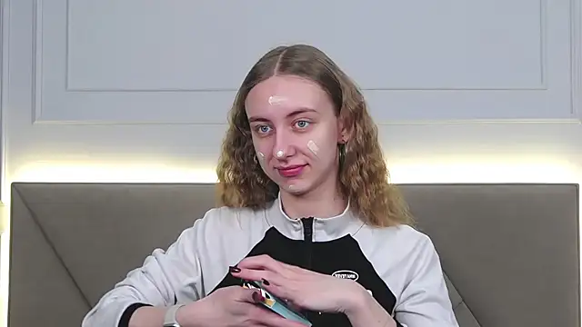 RachaelCute online show from 17, 12, 2025