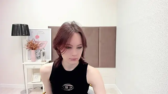 Snapshot of Annie_Way chatting on 23, 11, 2025 Annie Way online show from 23, 11, 2025