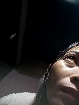 Snapshot of Soursop-op chatting on 2, 12, 2025 Soursop-op online show from 2, 12, 2025