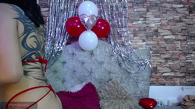 tael novacs online show from 12, 2, 2026