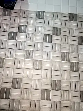 thuy-kieu online show from 5, 3, 2026